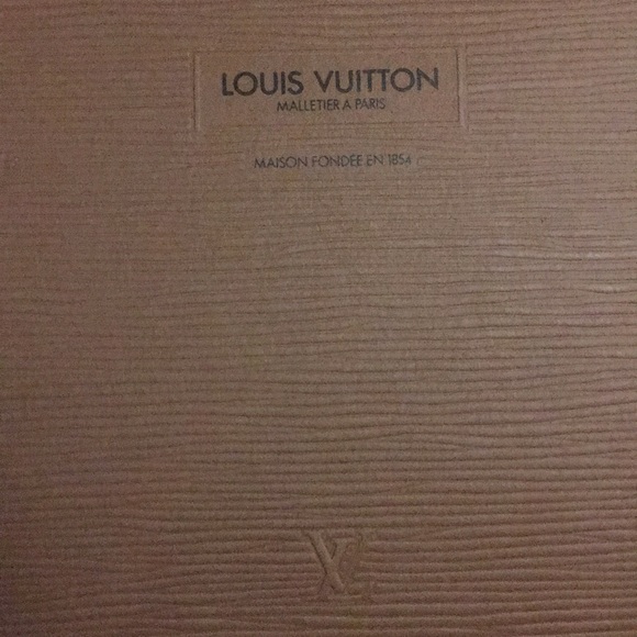 Hermes, LV , Chanel and Burberry shopping bags 🛍 - Picture 10 of 10